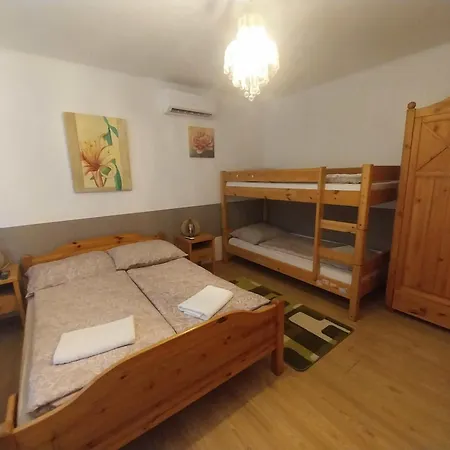 Liptak Vendeghaz Konukevi